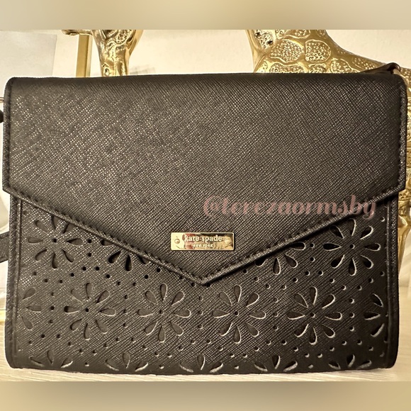 kate spade Handbags - Kate Spade Wallet on “strap”